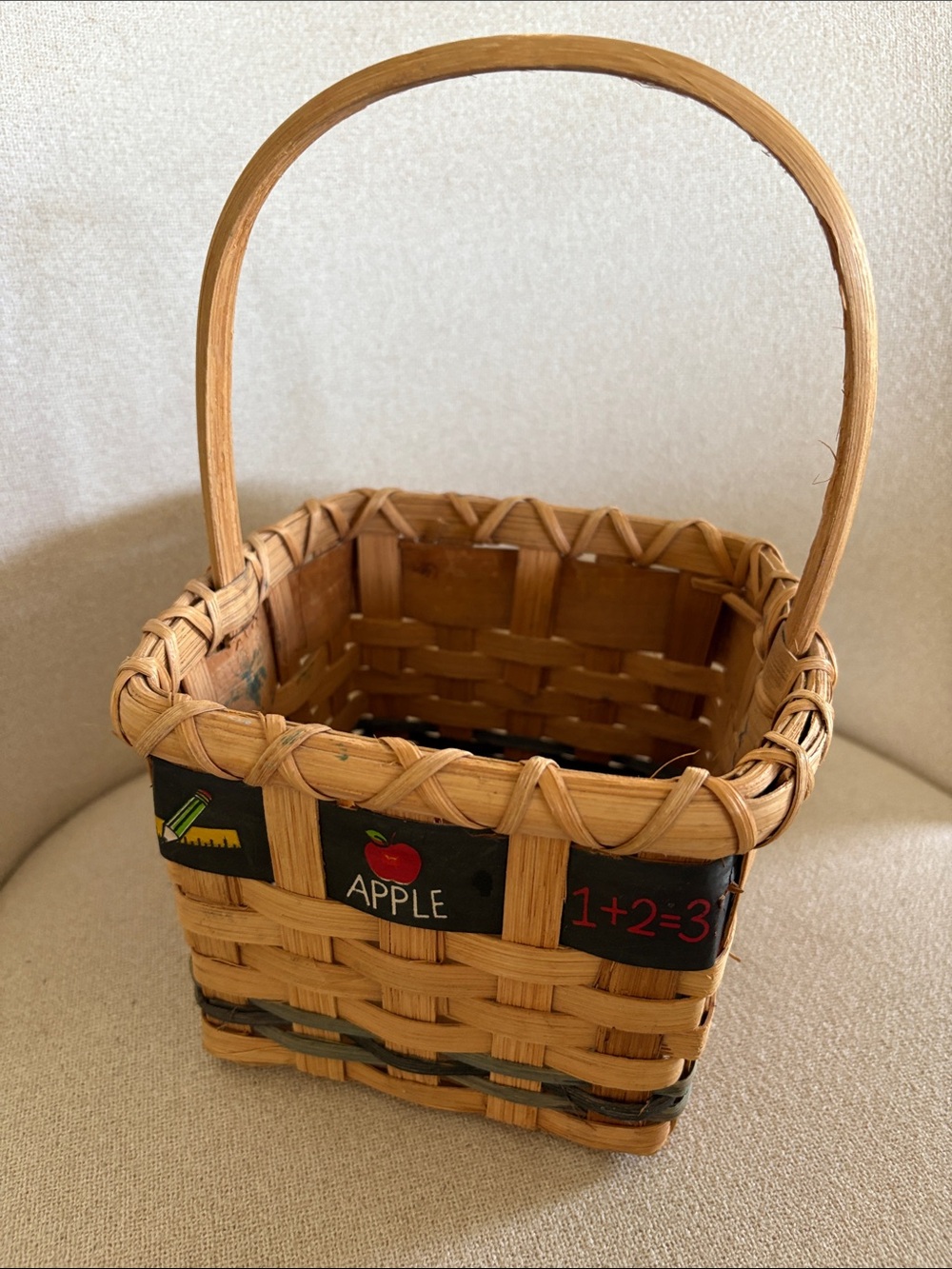 Handwoven Natural Brown teacher Apple Basket with Handle